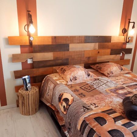 Bien Etre Simple Hotel Villajou Luaran gambar