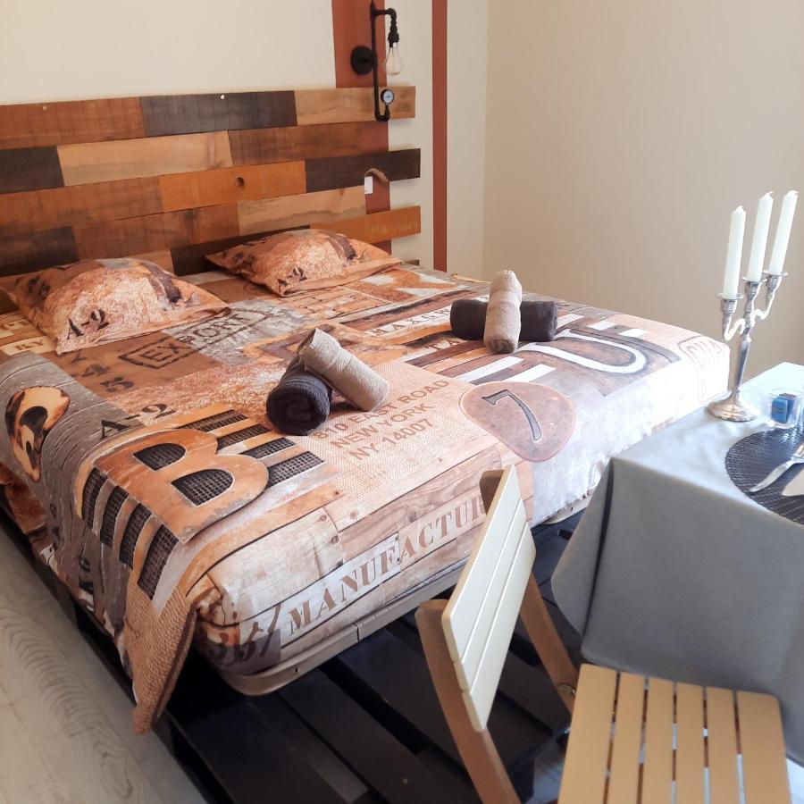 Bien Etre Simple Hotel Villajou Luaran gambar