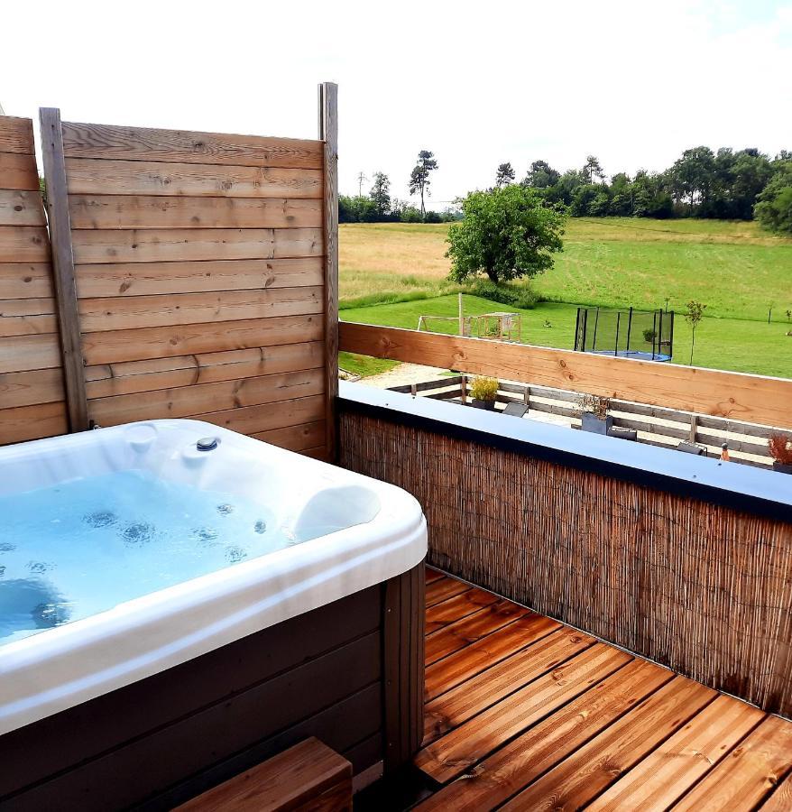 Bien Etre Simple Hotel Villajou Luaran gambar